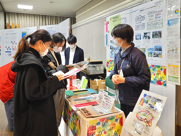 展示ブースの様子