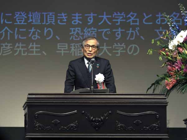 大阪大学 西尾章治郎総長